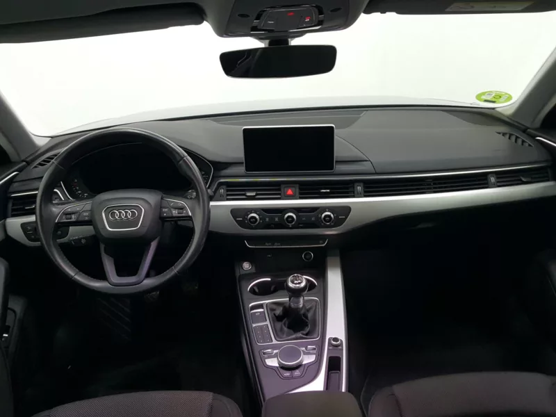 AUDI A4 Diesel 2018 segunda-mano Jaén