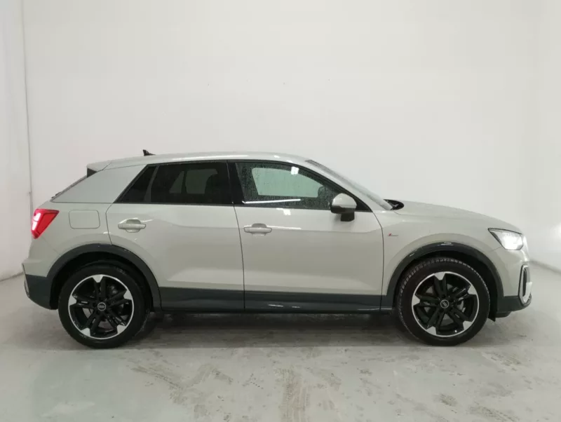 AUDI Q2 Gasolina 2024 km 0 Jaén