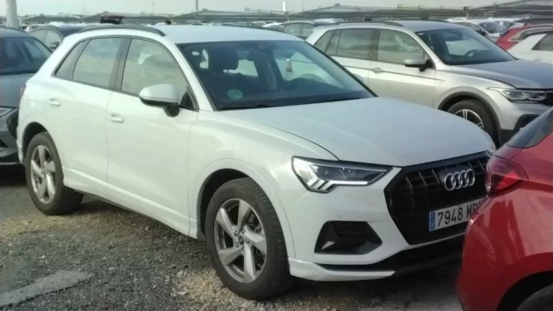 AUDI Q3 Gasolina 2024 segunda-mano Jaén