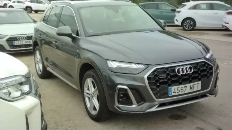 AUDI Q5 Hibrido 2023 segunda-mano Jaén