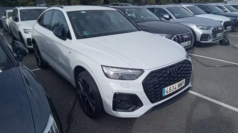 AUDI Q5 Sportback Hibrido 2024 segunda-mano Jaén