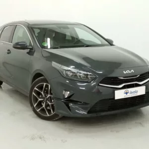 KIA CEE'D Gasolina 2022 segunda-mano Jaén