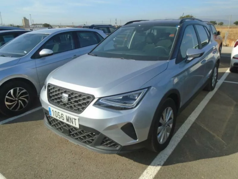 SEAT ARONA Gasolina 2024 segunda-mano Jaén