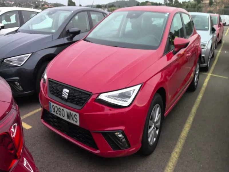 SEAT IBIZA Gasolina 2024 segunda-mano Jaén