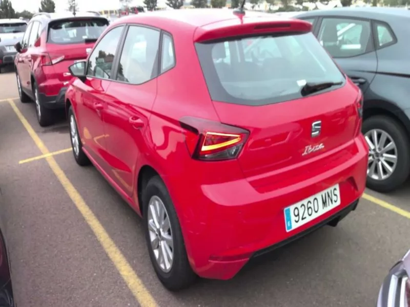 SEAT IBIZA Gasolina 2024 segunda-mano Jaén