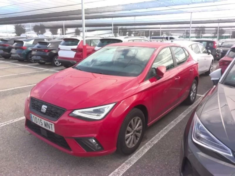 SEAT IBIZA Gasolina 2024 segunda-mano Jaén