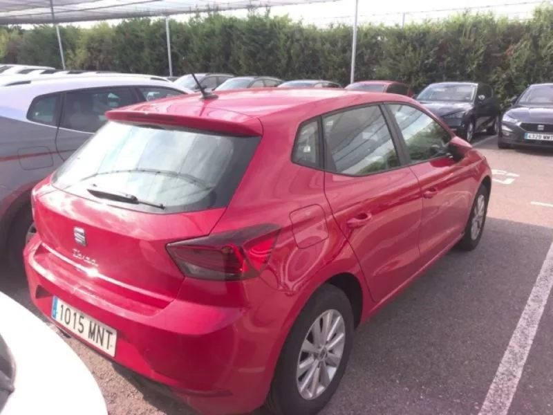 SEAT IBIZA Gasolina 2024 segunda-mano Jaén