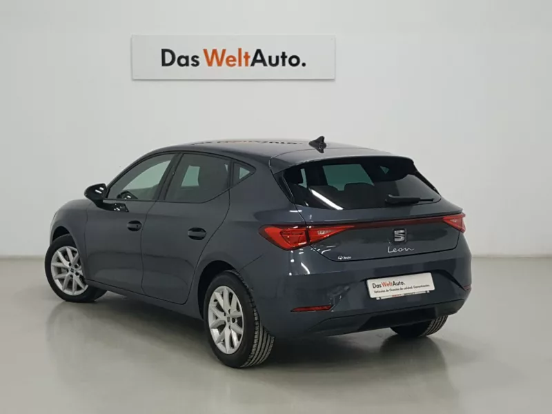 SEAT LEON Diesel 2024 segunda-mano Jaén