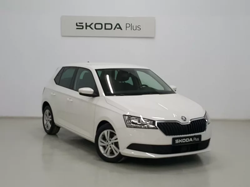 SKODA FABIA Gasolina 2021 segunda-mano Jaén