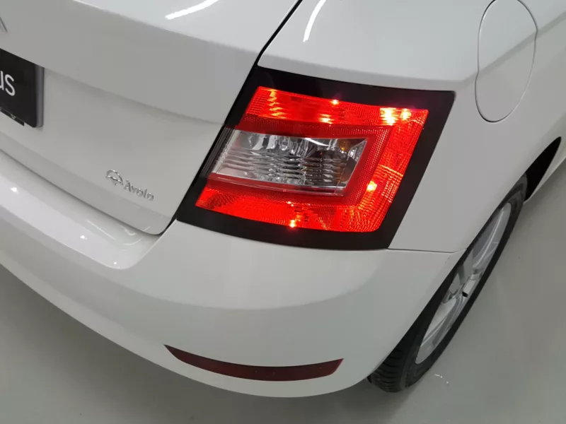 SKODA FABIA Gasolina 2021 segunda-mano Jaén