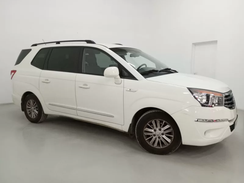 SSANGYON RODIUS Diesel 2014 segunda-mano Jaén