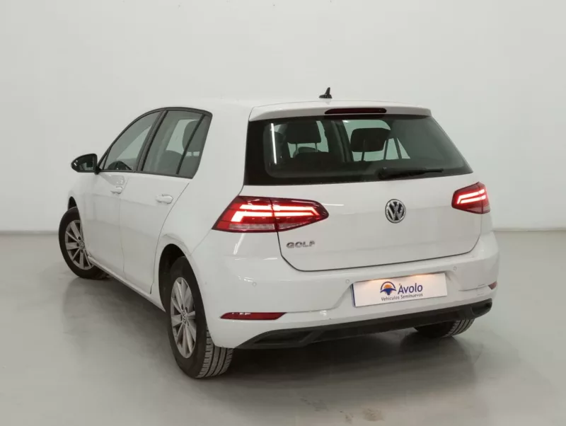 VOLKSWAGEN GOLF Gasolina 2018 segunda-mano Jaén