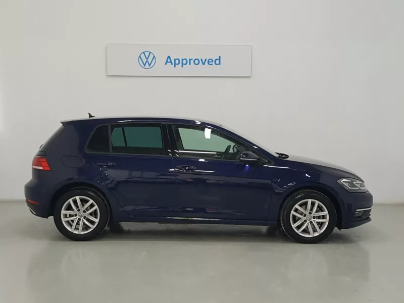 VOLKSWAGEN GOLF Gasolina 2020 segunda-mano Jaén