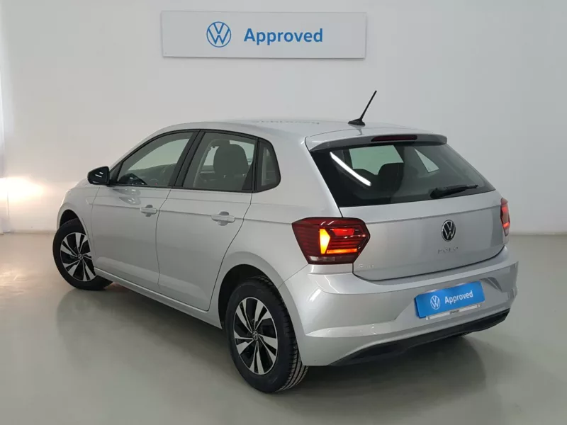 VOLKSWAGEN POLO Gasolina 2021 segunda-mano Jaén