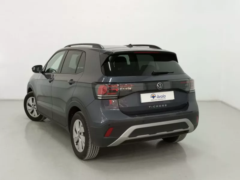 VOLKSWAGEN T-CROSS Gasolina 2024 segunda-mano Jaén