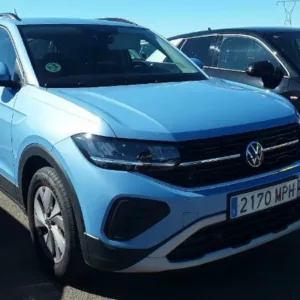 VOLKSWAGEN T-CROSS Gasolina 2024 segunda-mano Jaén