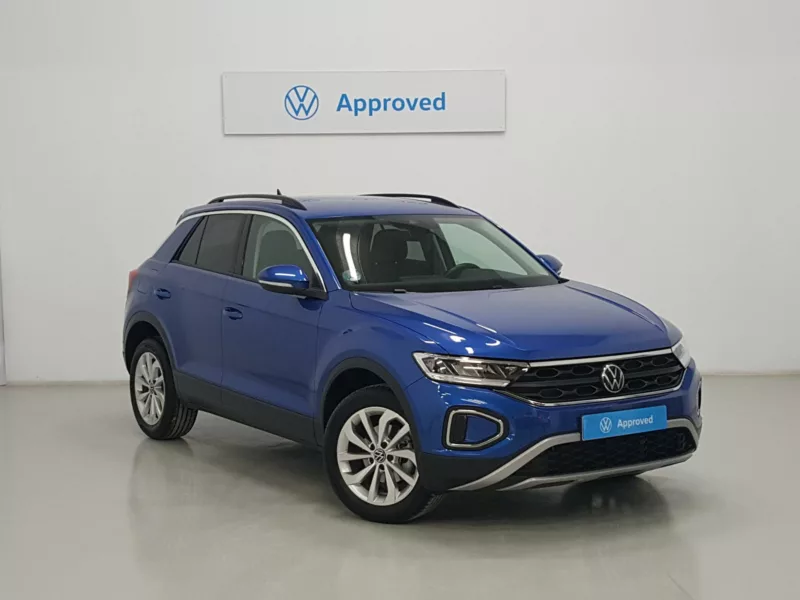 VOLKSWAGEN T-ROC Gasolina 2023 segunda-mano Jaén