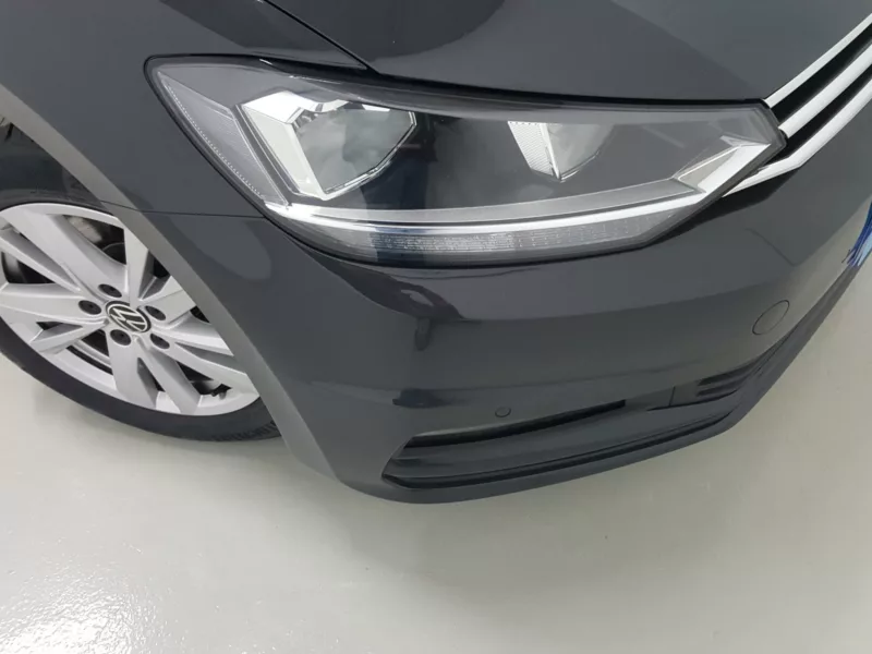 VOLKSWAGEN TOURAN Diesel 2021 segunda-mano Jaén