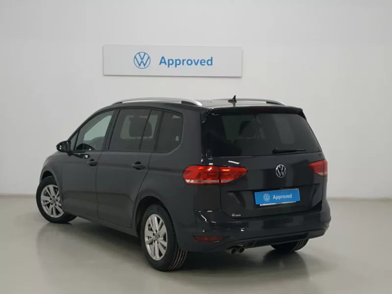 VOLKSWAGEN TOURAN Diesel 2021 segunda-mano Jaén