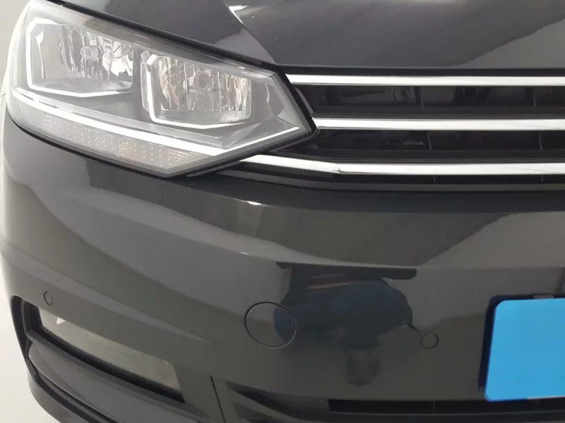 VOLKSWAGEN TOURAN Diesel 2021 segunda-mano Jaén