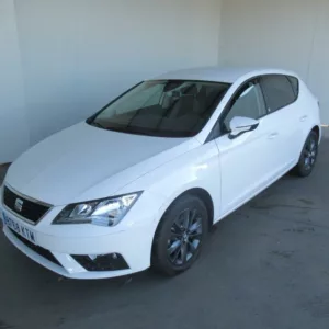 SEAT LEON Gasolina 2019 segunda-mano Jaén