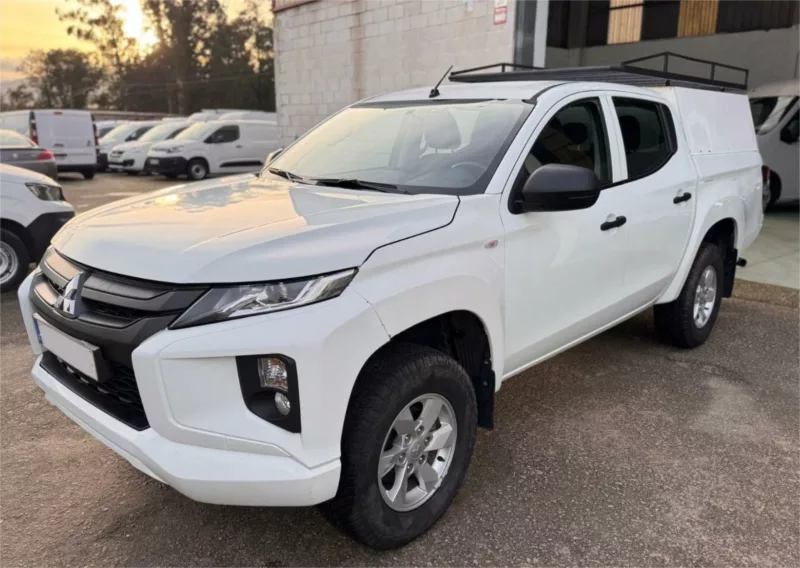 MITSUBISHI L200 DOUBLE CABINA Diesel 2020 segunda-mano Jaén