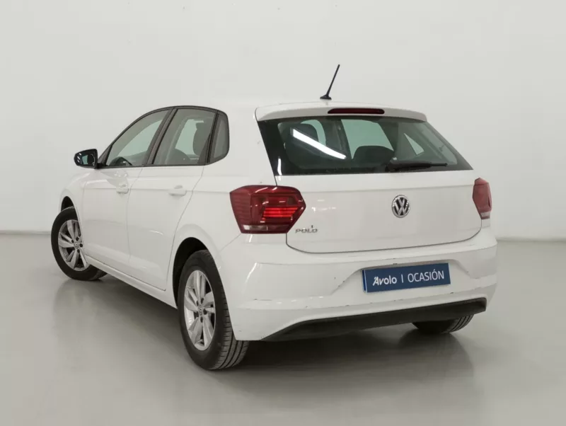 VOLKSWAGEN POLO Gasolina 2018 segunda-mano Jaén