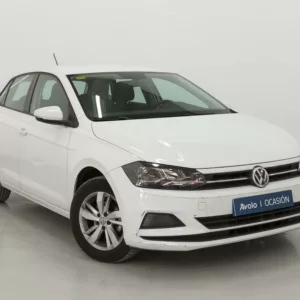 VOLKSWAGEN POLO Gasolina 2018 segunda-mano Jaén