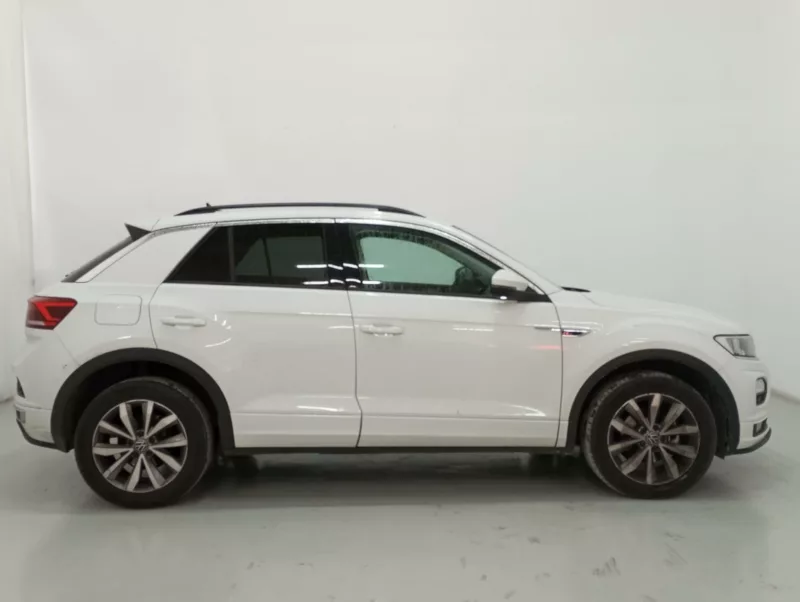 VOLKSWAGEN T-ROC Gasolina 2021 segunda-mano Jaén