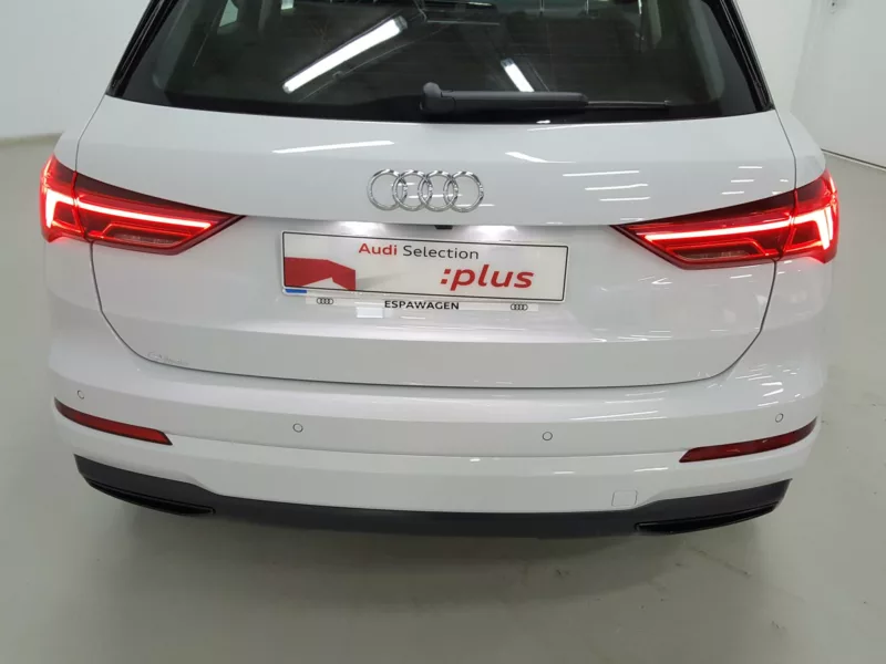 AUDI Q3 Gasolina 2024 segunda-mano Jaén