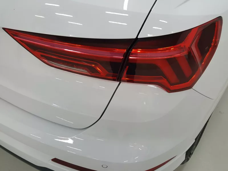 AUDI Q3 Gasolina 2024 segunda-mano Jaén