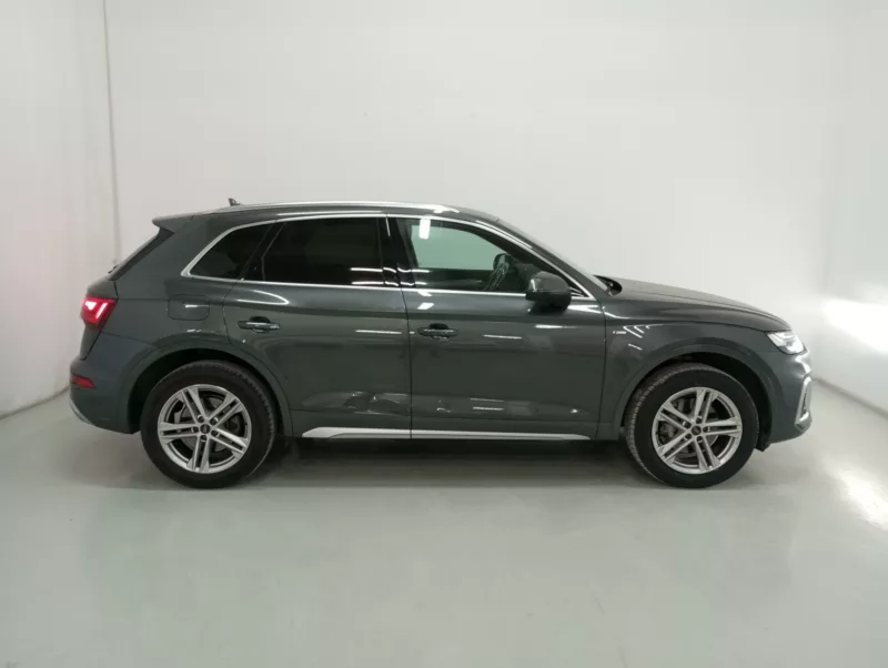 AUDI Q5 Diesel 2021 segunda-mano Jaén