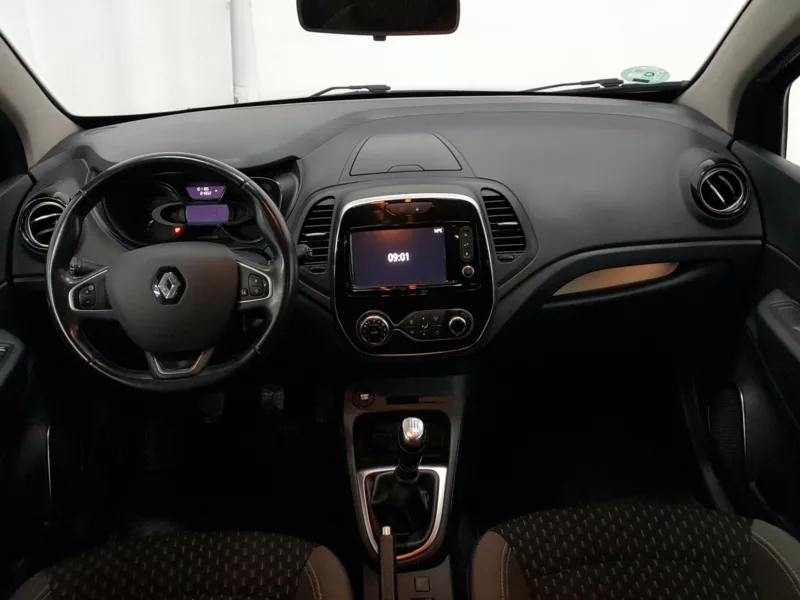 RENAULT CAPTUR Gasolina 2019 segunda-mano Jaén