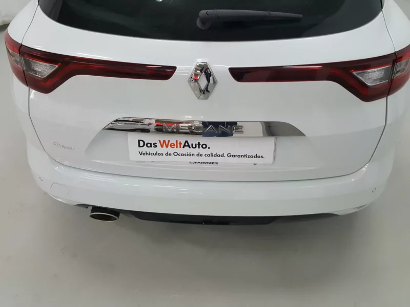 RENAULT MEGANE Gasolina 2019 segunda-mano Jaén