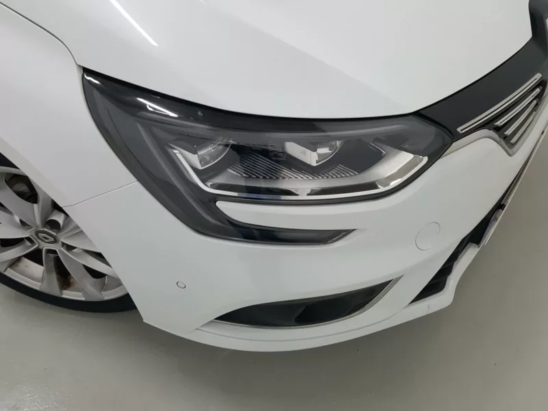 RENAULT MEGANE Gasolina 2019 segunda-mano Jaén