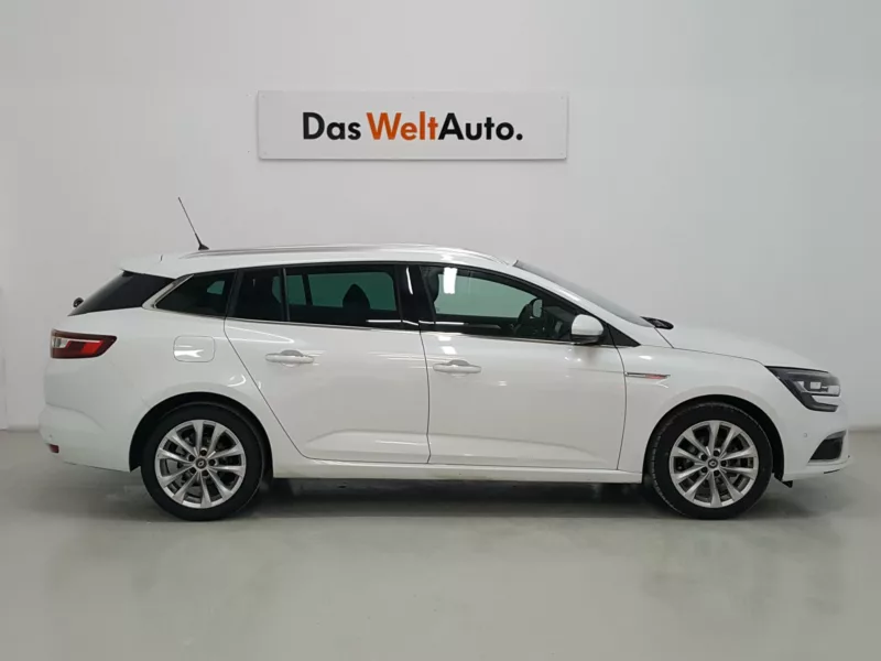 RENAULT MEGANE Gasolina 2019 segunda-mano Jaén