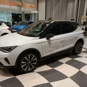 SEAT ARONA Gasolina 2024 km 0 Jaén