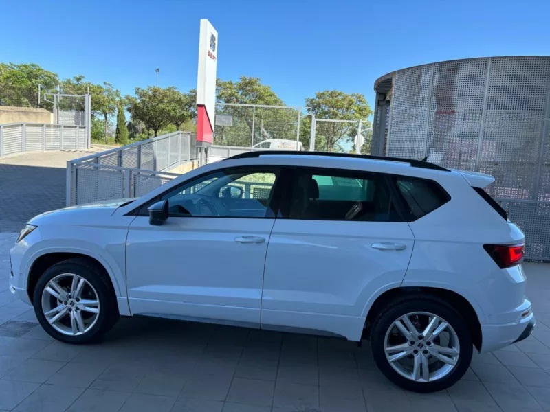 SEAT ATECA Gasolina 2024 km 0 Jaén