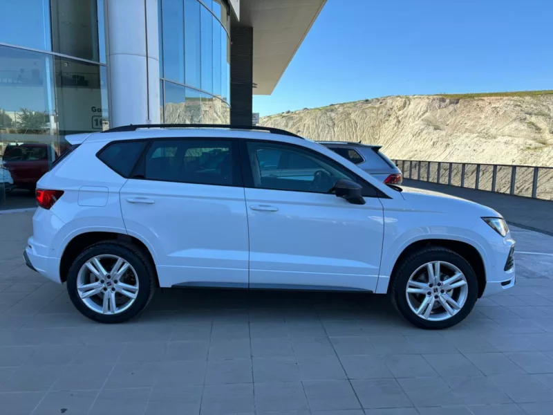 SEAT ATECA Gasolina 2024 km 0 Jaén