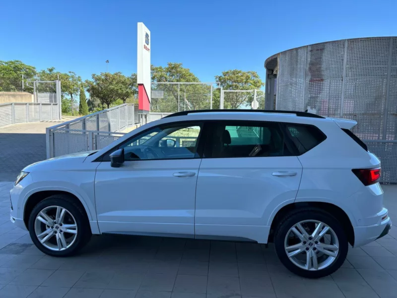 SEAT ATECA Gasolina 2024 km 0 Jaén