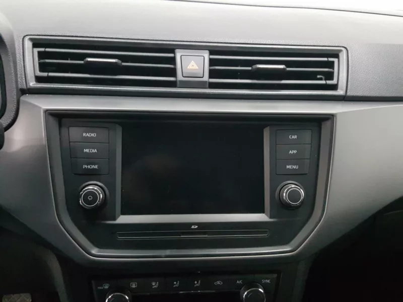 SEAT IBIZA Gasolina 2020 segunda-mano Jaén