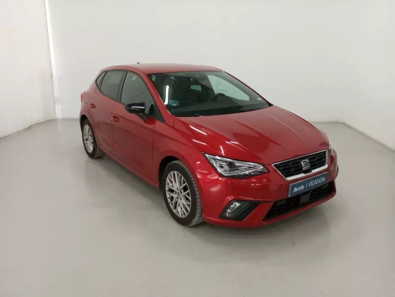 SEAT IBIZA Gasolina 2024 segunda-mano Jaén