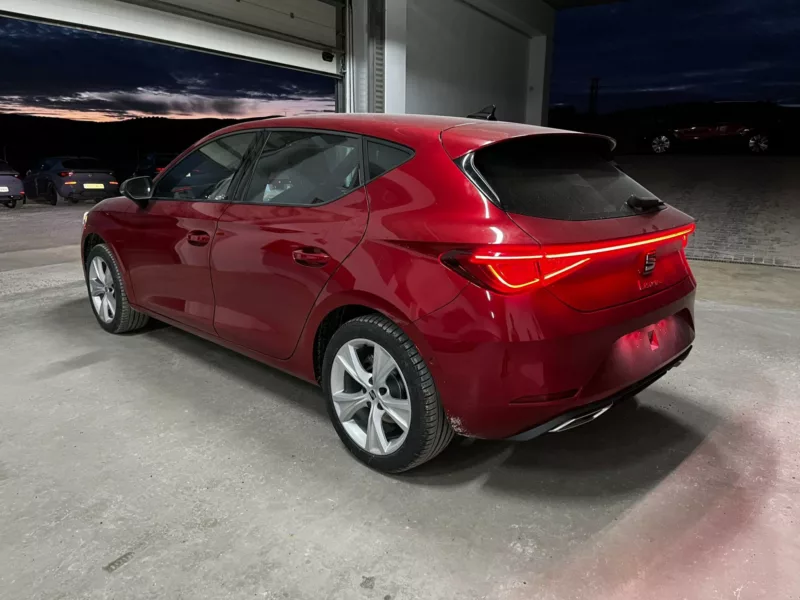 SEAT LEON Gasolina 2024 km 0 Jaén