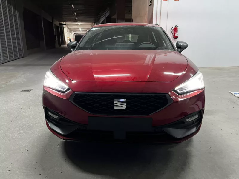 SEAT LEON Gasolina 2024 km 0 Jaén