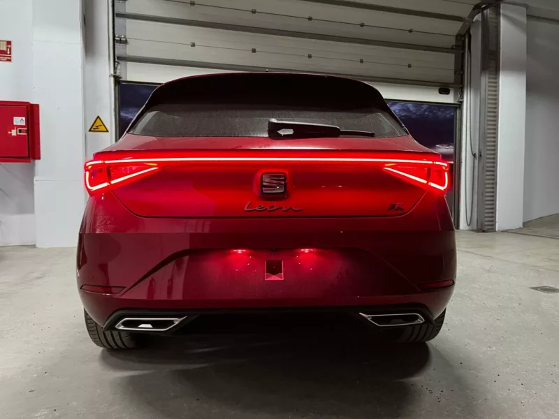 SEAT LEON Gasolina 2024 km 0 Jaén