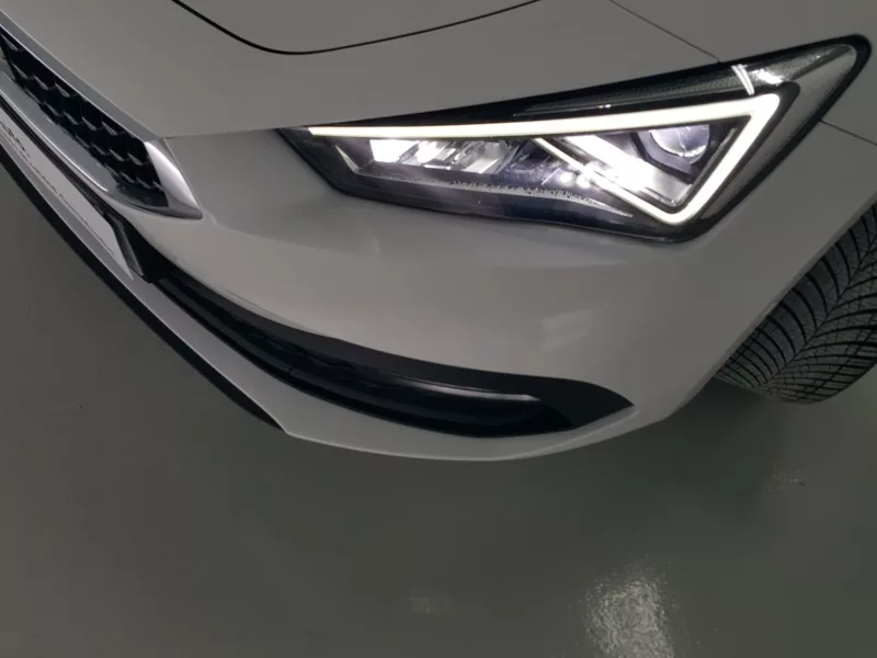 SEAT LEON ST Hibrido 2020 segunda-mano Jaén