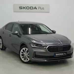 SKODA SUPERB Diesel 2024 segunda-mano Jaén