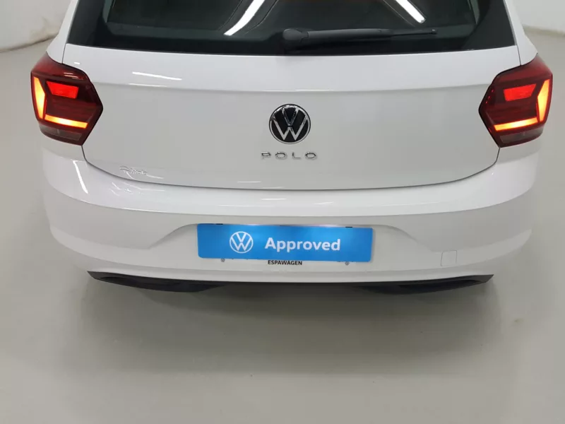 VOLKSWAGEN POLO Gasolina 2021 segunda-mano Jaén