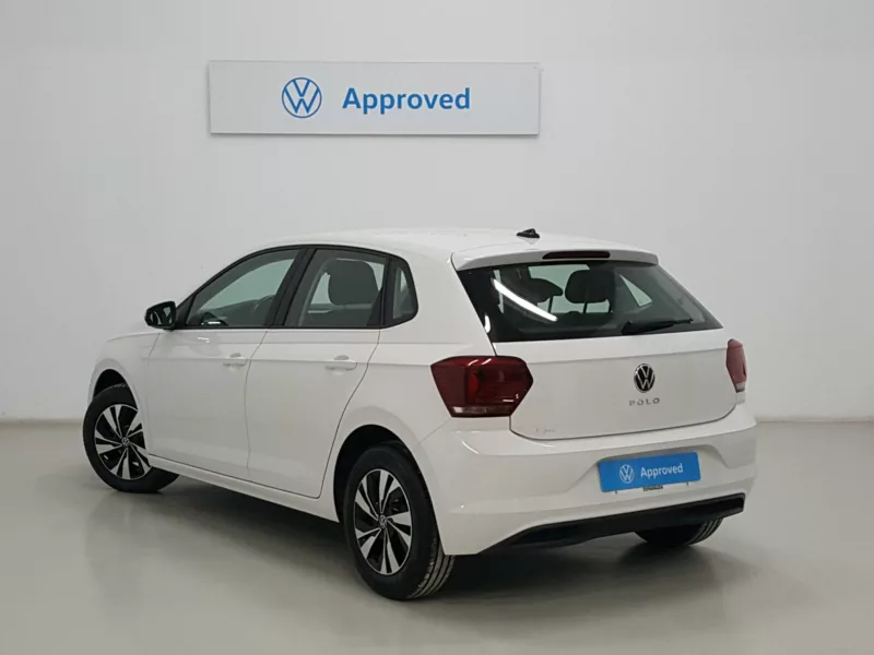 VOLKSWAGEN POLO Gasolina 2021 segunda-mano Jaén