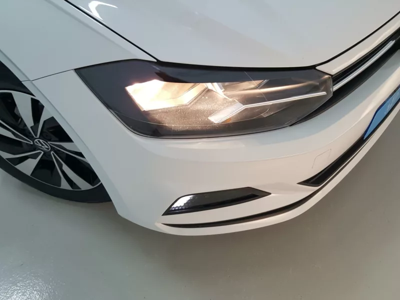 VOLKSWAGEN POLO Gasolina 2021 segunda-mano Jaén